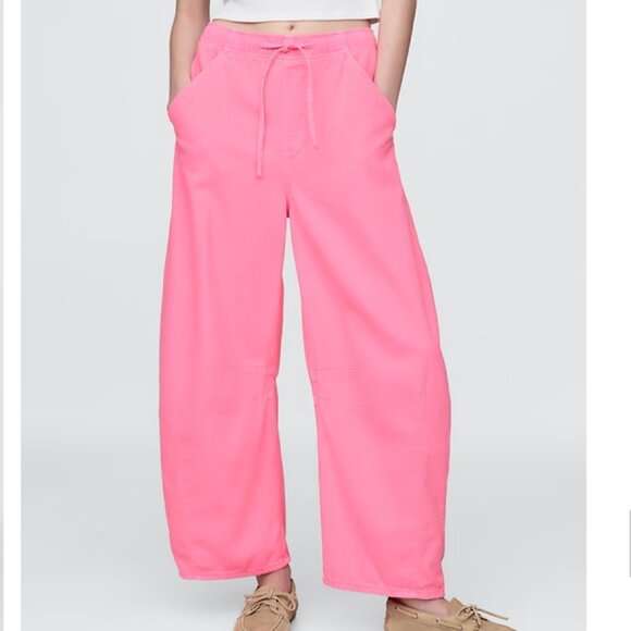 GAP Denim - NWT GAP Mid Rise Easy Horseshoe Jeans Bright Pink Denim | Size Small